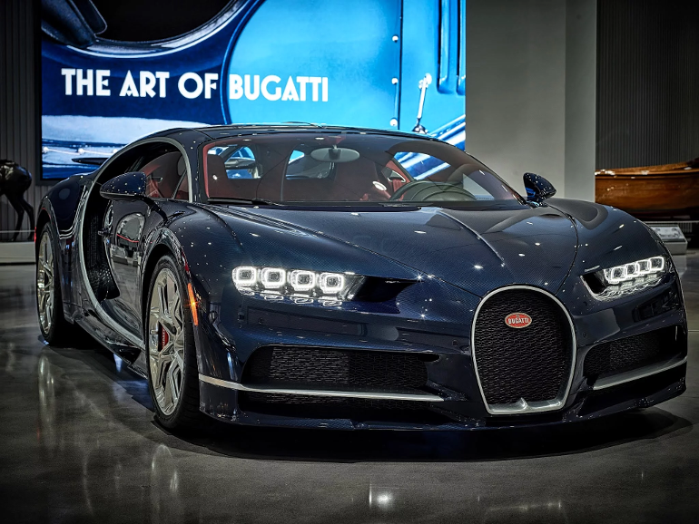 [تصویر:  The-Art-of-Bugatti-4.png]